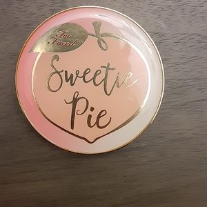Too Faced Bronzer